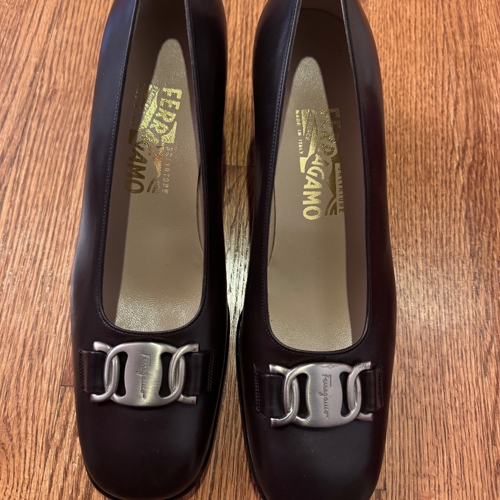 NEW Salvatore Ferragamo "CLASSE" Shoes